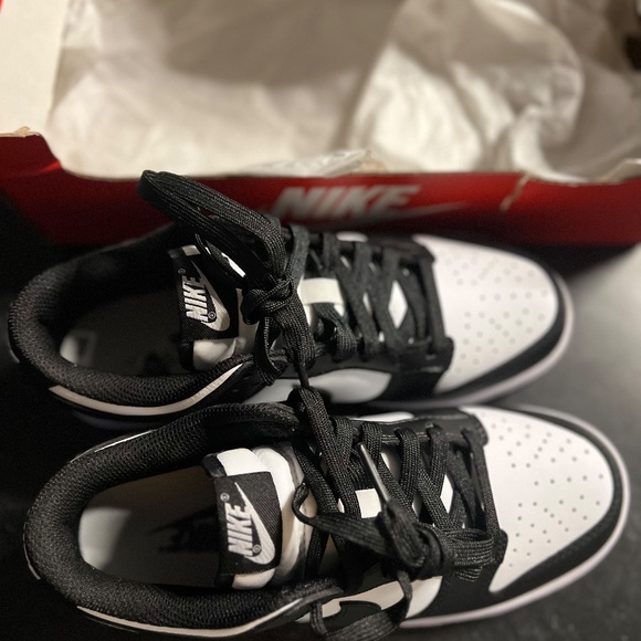 Nike Dunk Low “Panda” Women’s 6 — Brand New w/ Box - Picture 2 of 7